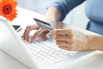 Pagamento via Internet con carta di credito della Cassa di Risparmio tramite Internet